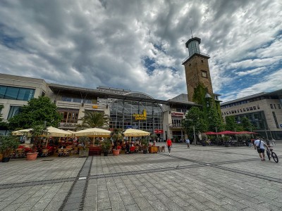 Auf dem Friedrich-Ebert-Platz findet in diesem Jahr die zentrale Gedenkfeier zur Pogromnacht am 9. November statt. (Foto: Stadt Hagen)